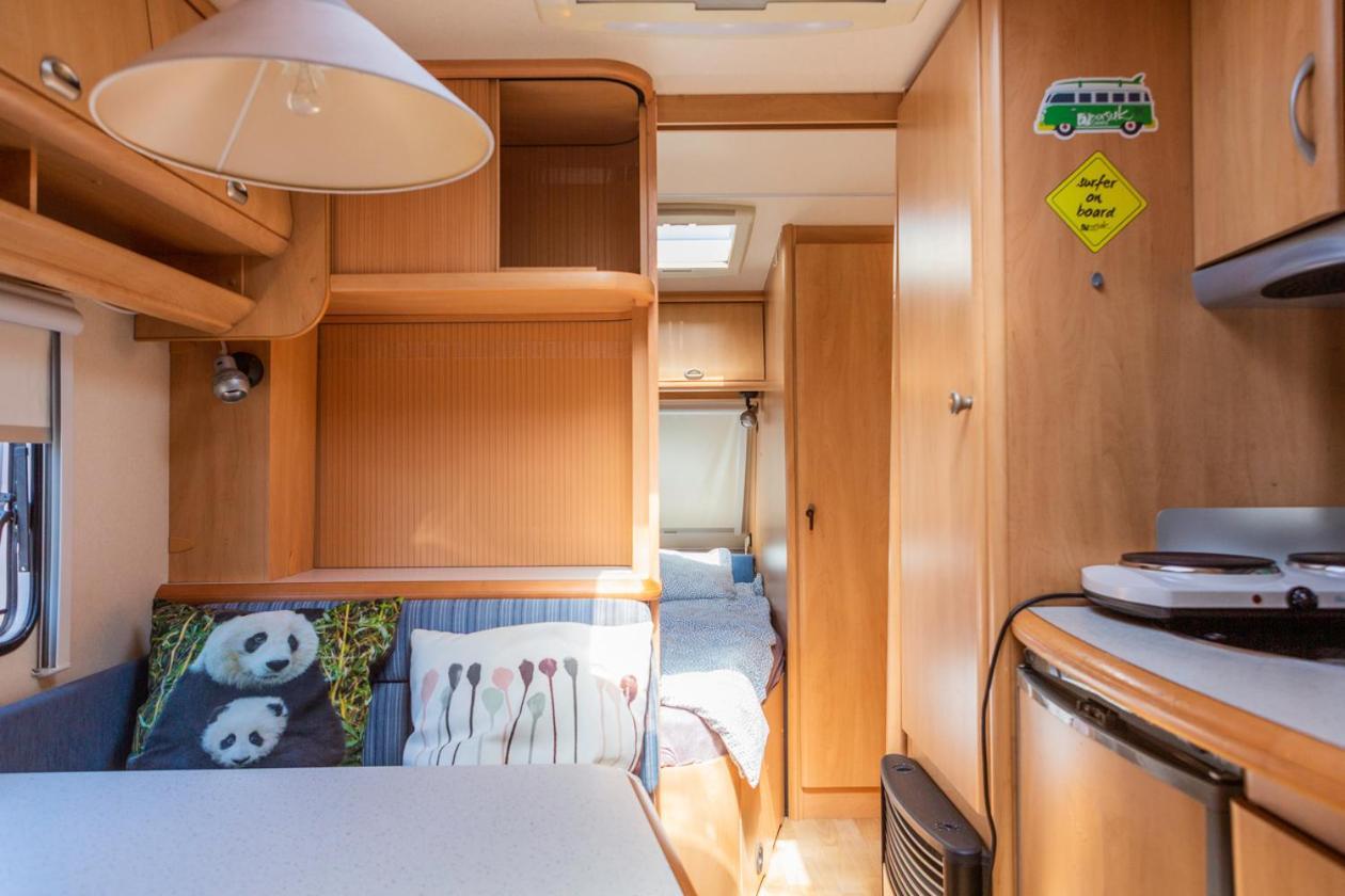 Camping Molo Surf Spot Ястарня Экстерьер фото