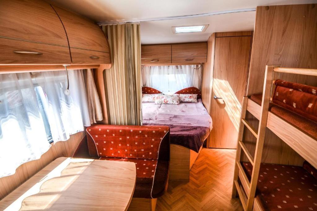Camping Molo Surf Spot Ястарня Экстерьер фото